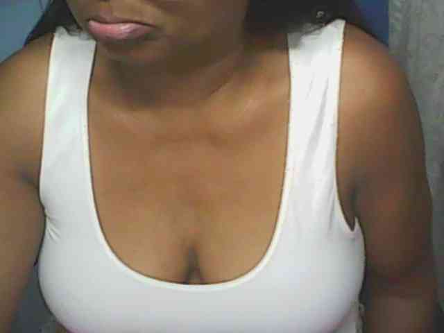 hotmomsexy webcam