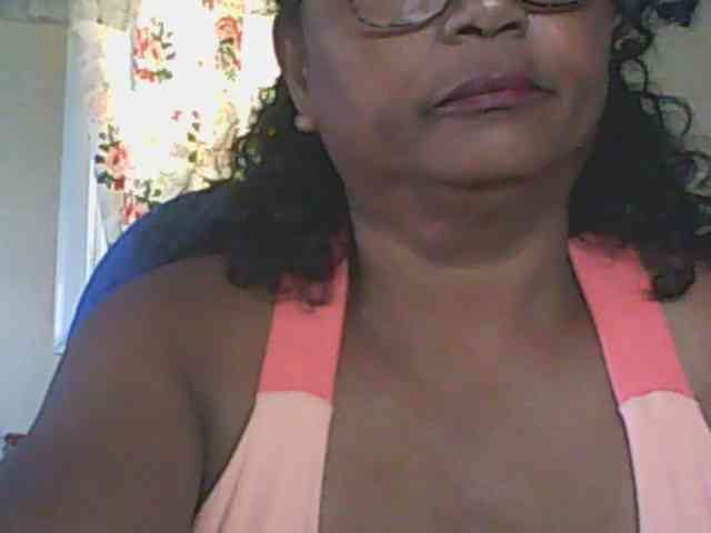 hotmomsexy webcam