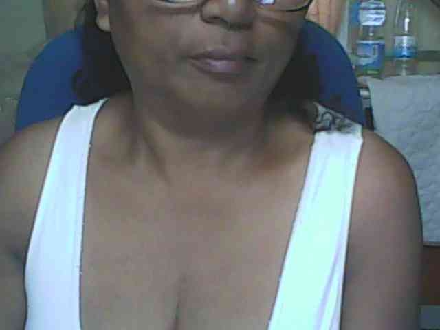 hotmomsexy webcam