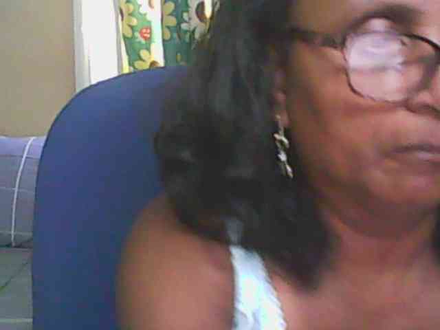 hotmomsexy webcam