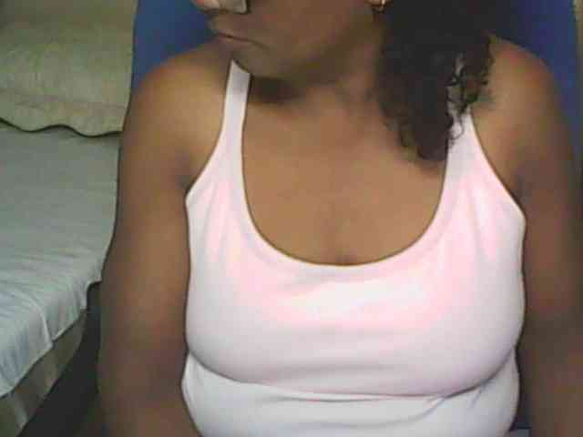 hotmomsexy webcam