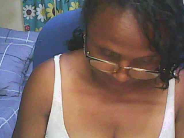 hotmomsexy webcam