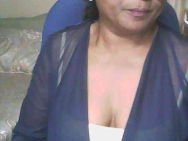 hotmomsexy webcam
