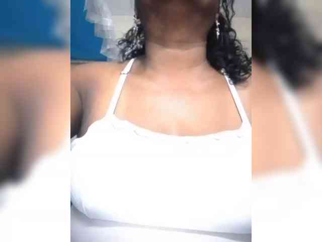 hotmomsexy webcam