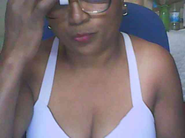 hotmomsexy webcam