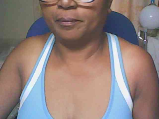hotmomsexy webcam