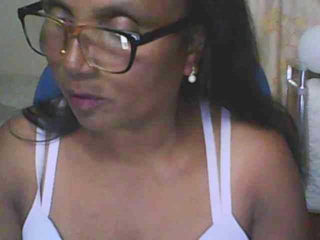 hotmomsexy webcam