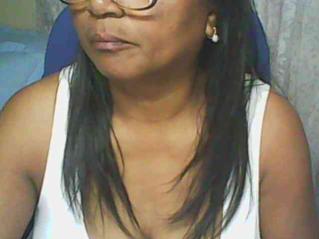 hotmomsexy webcam