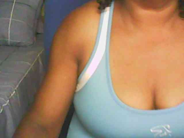 hotmomsexy webcam