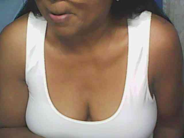 hotmomsexy webcam