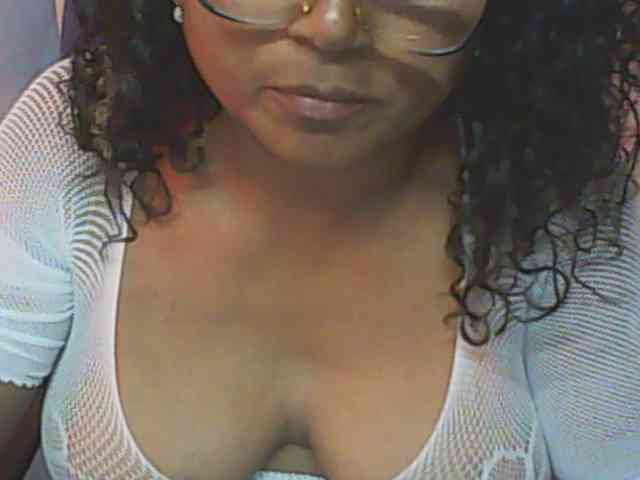 hotmomsexy webcam