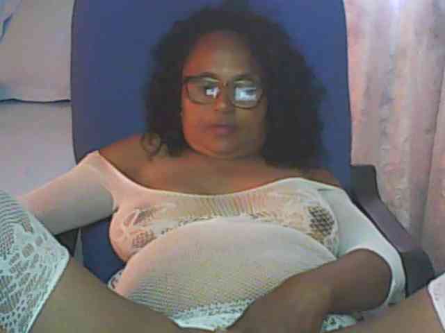 hotmomsexy webcam