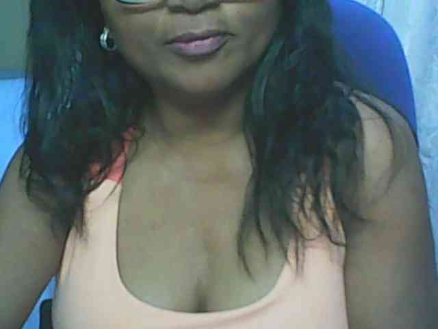hotmomsexy webcam