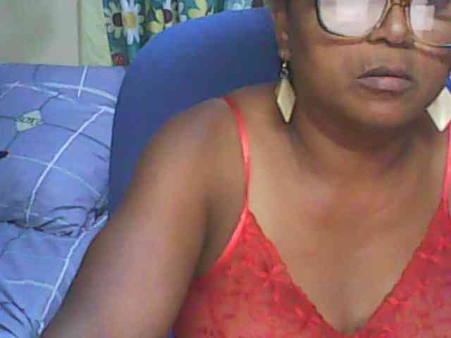hotmomsexy Live Webcam on BongaCams