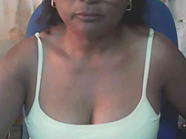 hotmomsexy webcam