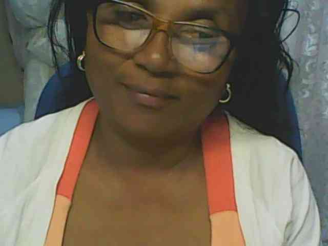 hotmomsexy webcam