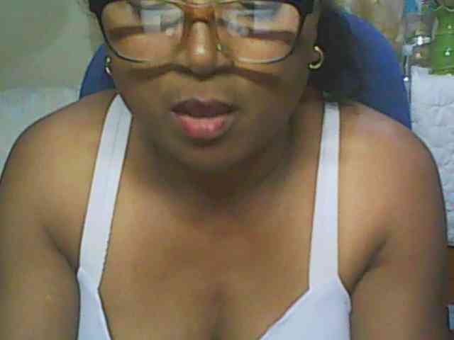hotmomsexy webcam