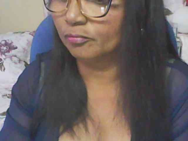 hotmomsexy webcam