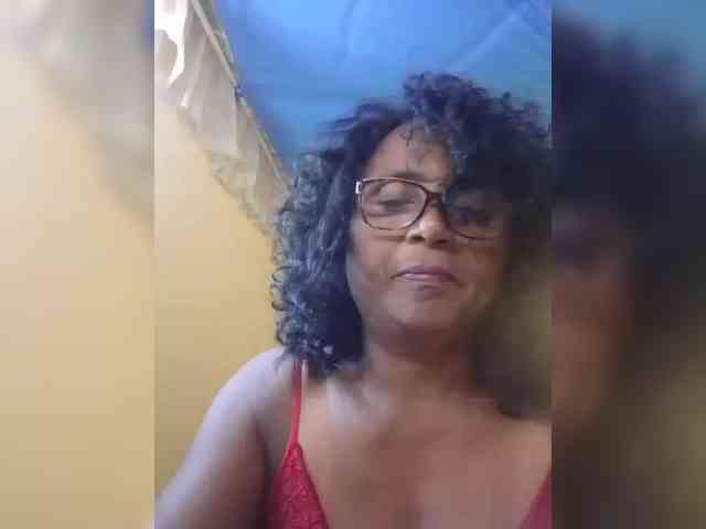 hotmomsexy webcam