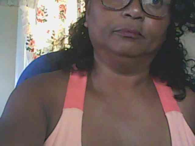 hotmomsexy webcam