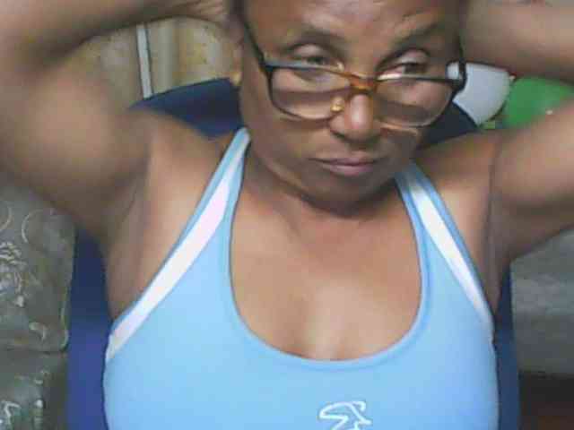 hotmomsexy webcam