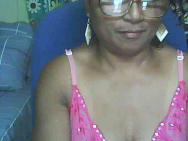 hotmomsexy webcam