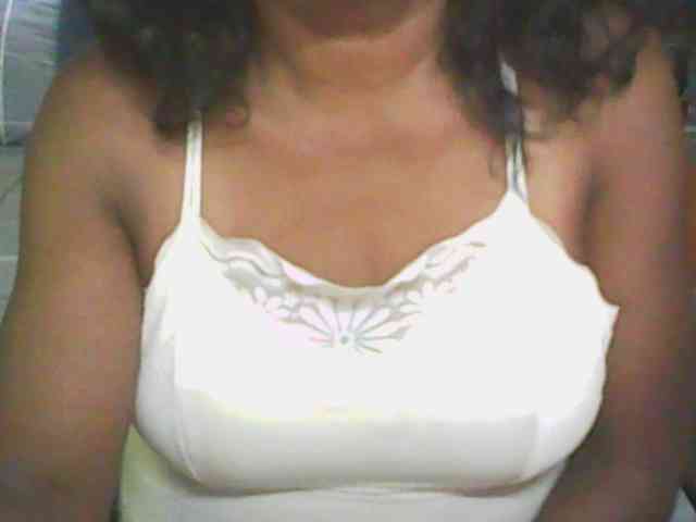 hotmomsexy webcam