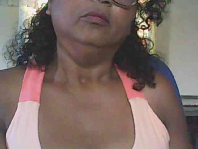 hotmomsexy webcam