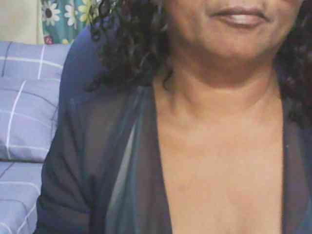 hotmomsexy webcam