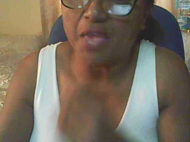 hotmomsexy webcam