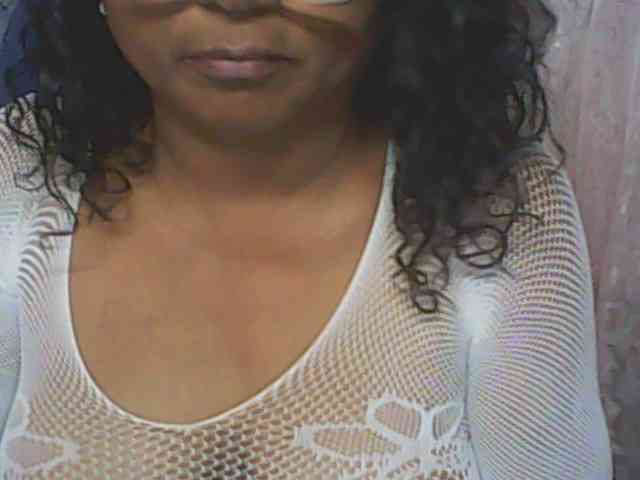 hotmomsexy webcam