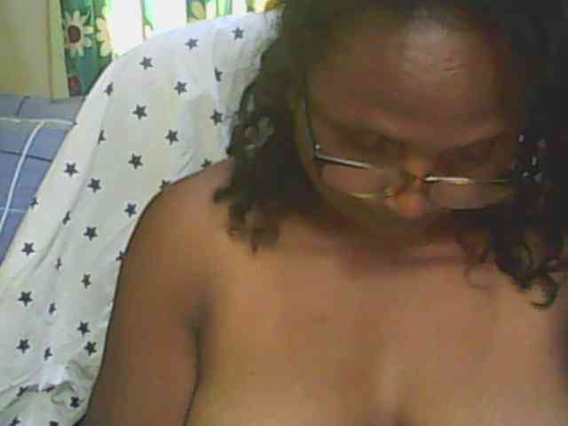 hotmomsexy webcam
