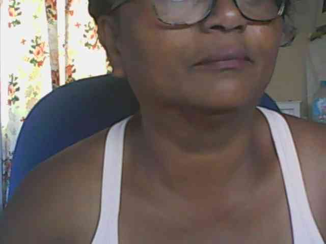 hotmomsexy webcam