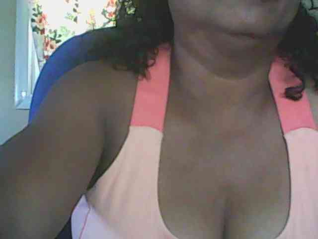 hotmomsexy webcam