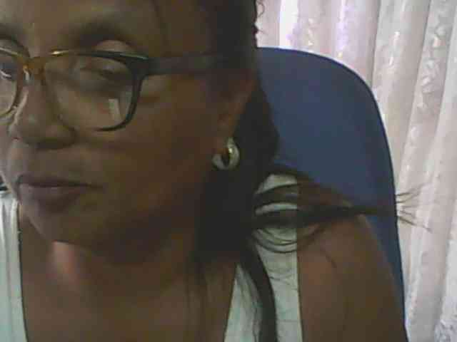 hotmomsexy webcam