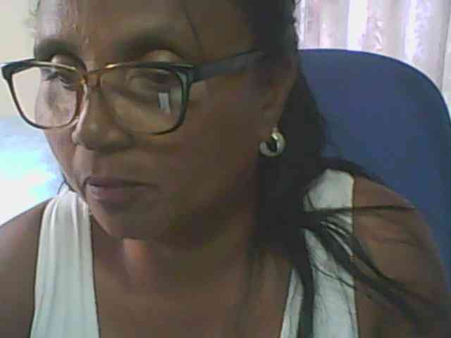 hotmomsexy webcam