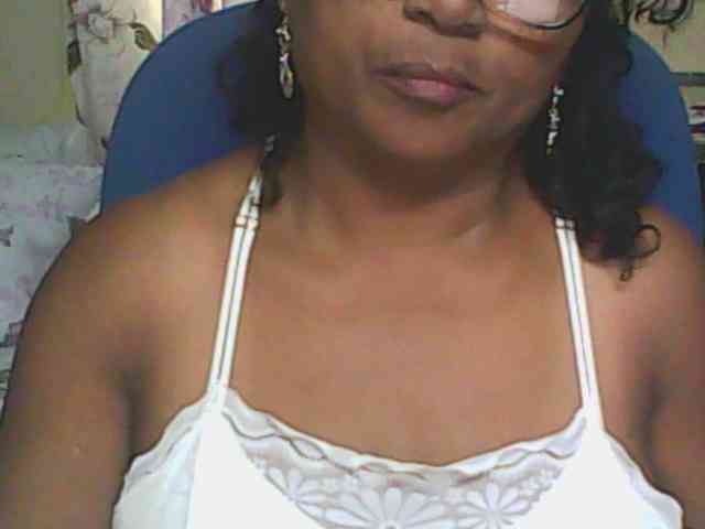 hotmomsexy webcam