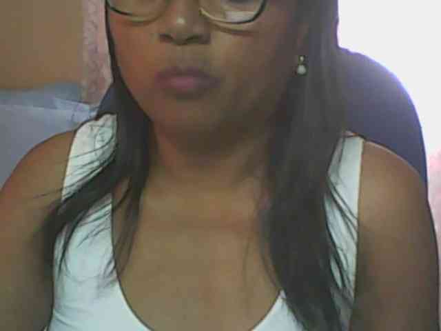 hotmomsexy webcam