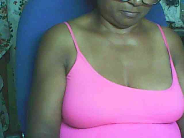hotmomsexy webcam