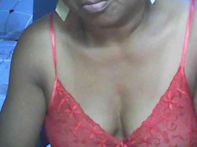 hotmomsexy webcam