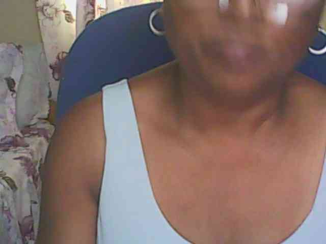 hotmomsexy webcam