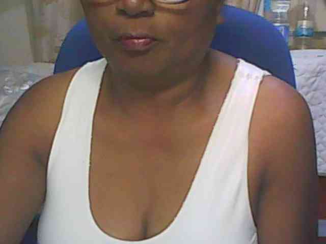 hotmomsexy webcam