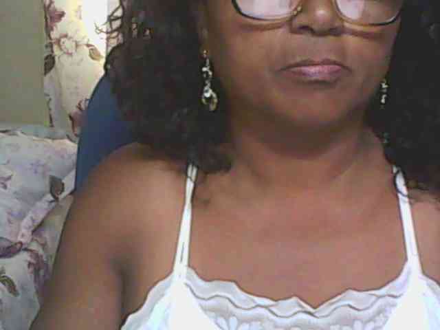 hotmomsexy webcam