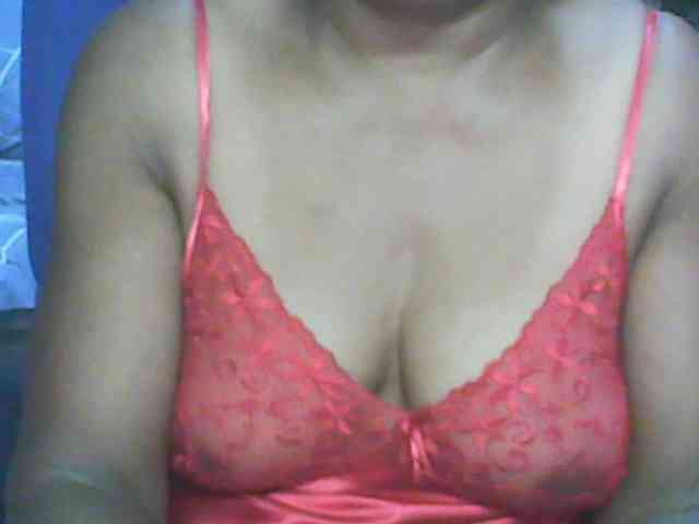 hotmomsexy webcam