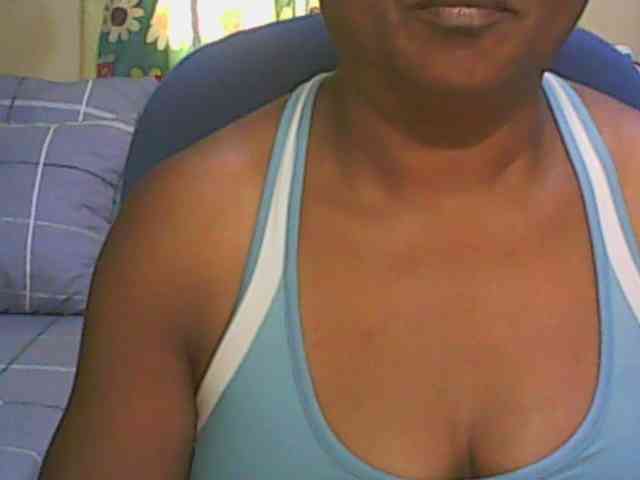 hotmomsexy webcam