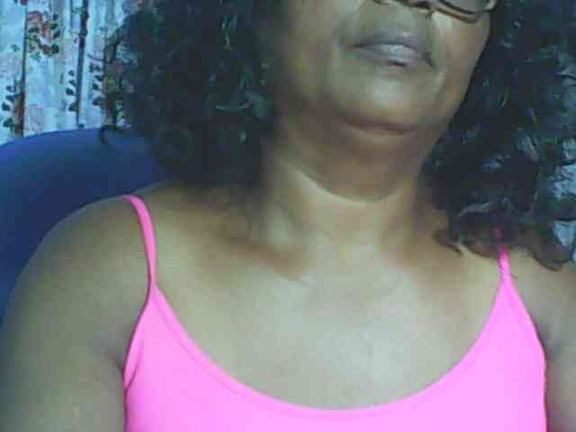 hotmomsexy webcam