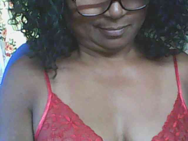 hotmomsexy webcam