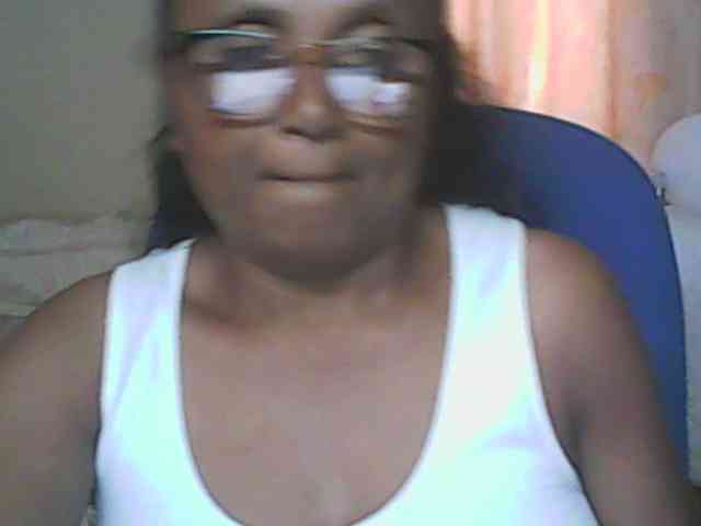 hotmomsexy webcam