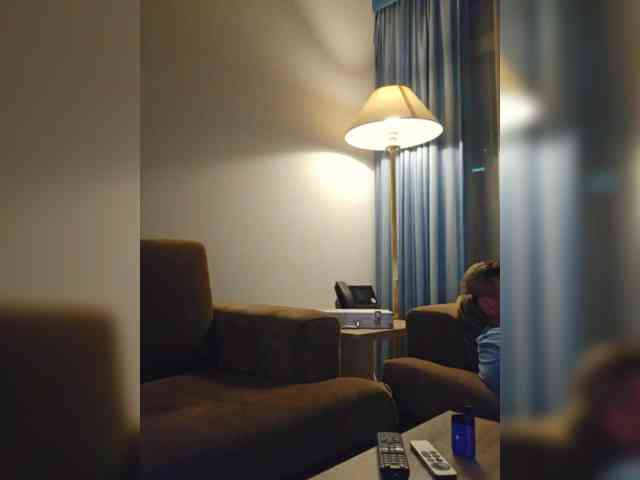 live chat online Mr-and-Mrs-Smith-XXL