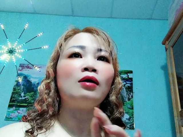 Linhanhsex2k's BongaCams show and profile